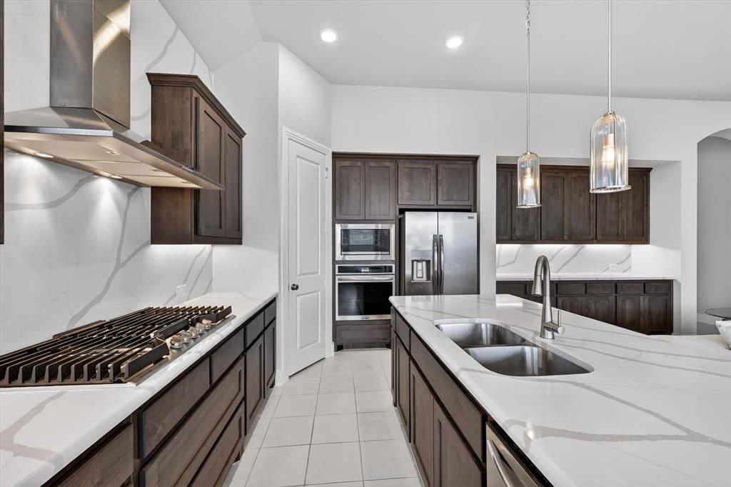 3725 Paradise Way Sherman, TX 75090 - Photo 5 of 26