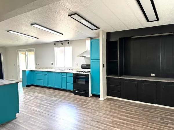 $49,900 | 464 Bartell Road, Unit 1, Big Pine, CA 93513