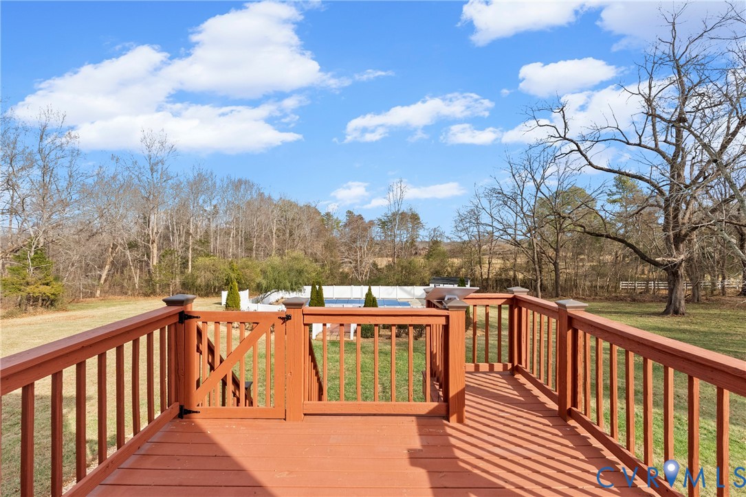 842 Hardtimes Road Farmville, VA 23901 - Photo 42 of 50 Wooden deck with a yard