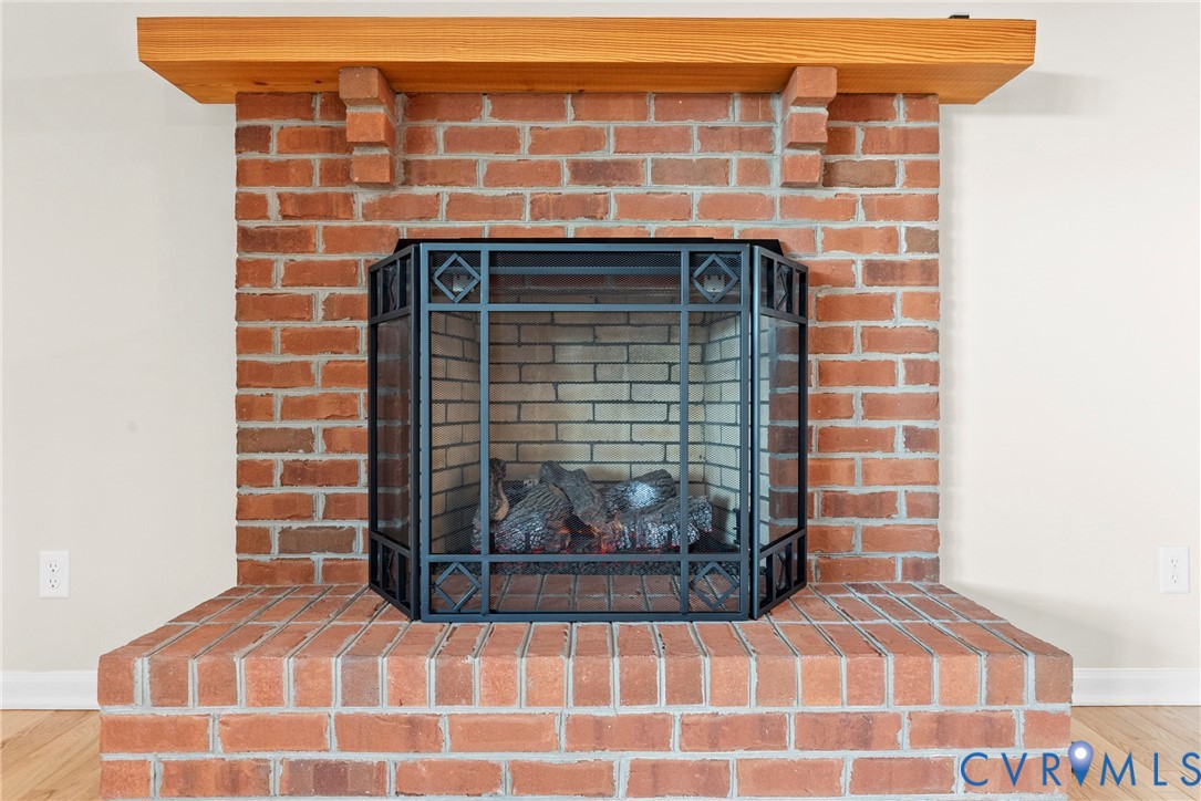 842 Hardtimes Road Farmville, VA 23901 - Photo 8 of 50 Detailed view of wood finished floors and baseboar