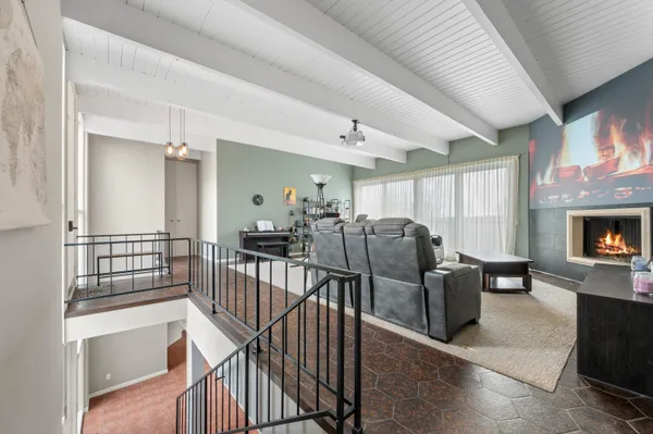 $725,000 | 6171 Pleasant Hill Drive, Trenton, WI 53095