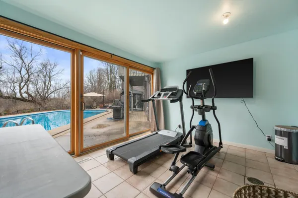 $725,000 | 6171 Pleasant Hill Drive, Trenton, WI 53095