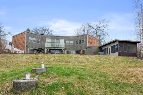 $725,000 | 6171 Pleasant Hill Drive, Trenton, WI 53095