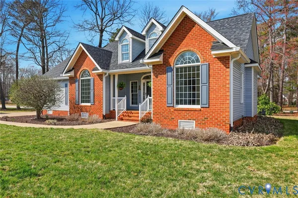 $393,900 | 118 Kennon Pointe Court, Colonial Heights, VA 23834