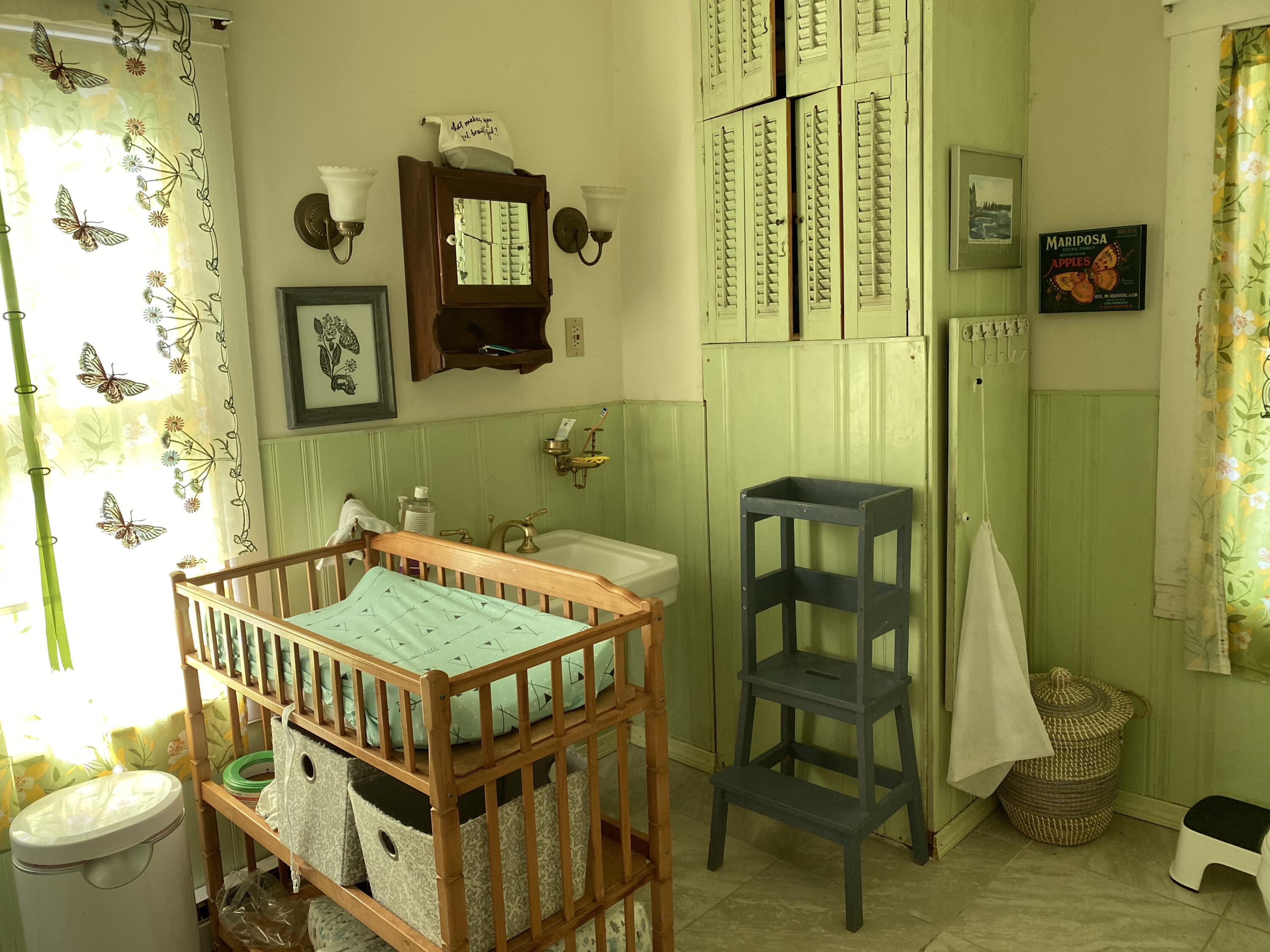 75 Main Street Tenants Harbor, ME 04860 - Photo 12 of 38 IMG_8770