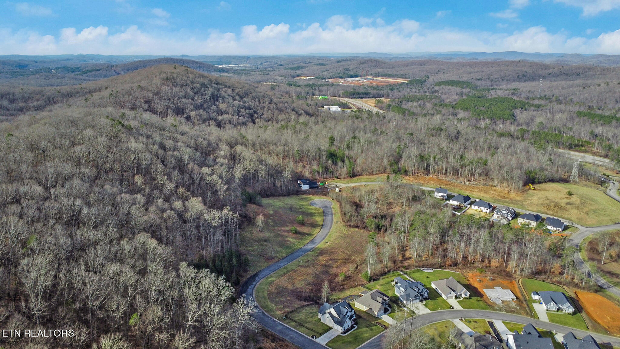 122 Willow Oak Drive Oak Ridge, TN 37830 - Photo 2 of 7 dji_0192-dji_0194