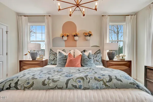 $515,000 | 10033 Secluded Gdn Drive, Unit 160, Apex, NC 27523