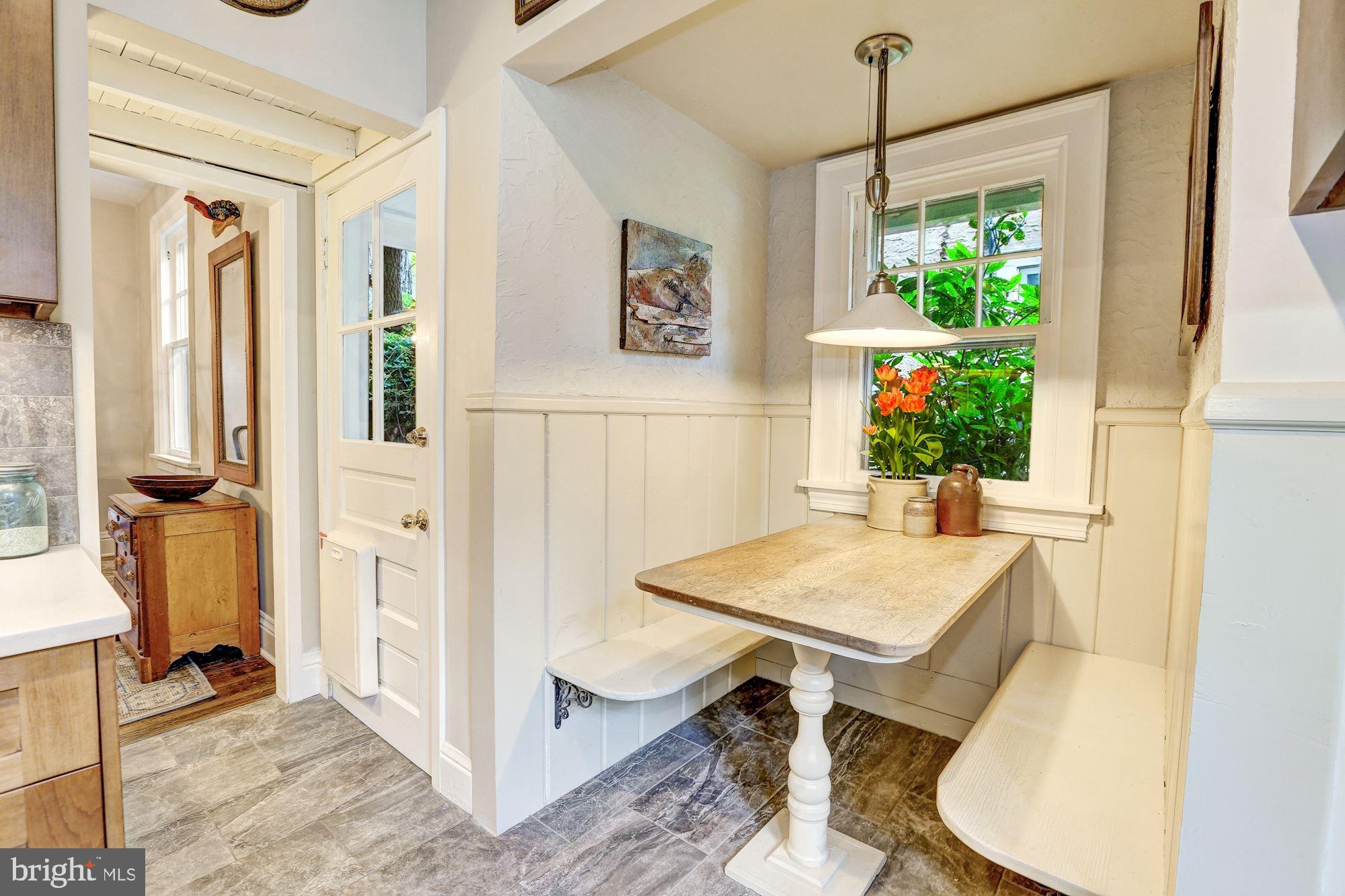 4404 Ridge Street Chevy Chase, MD 20815 - Photo 13 of 35 Built-in Breakfast Area