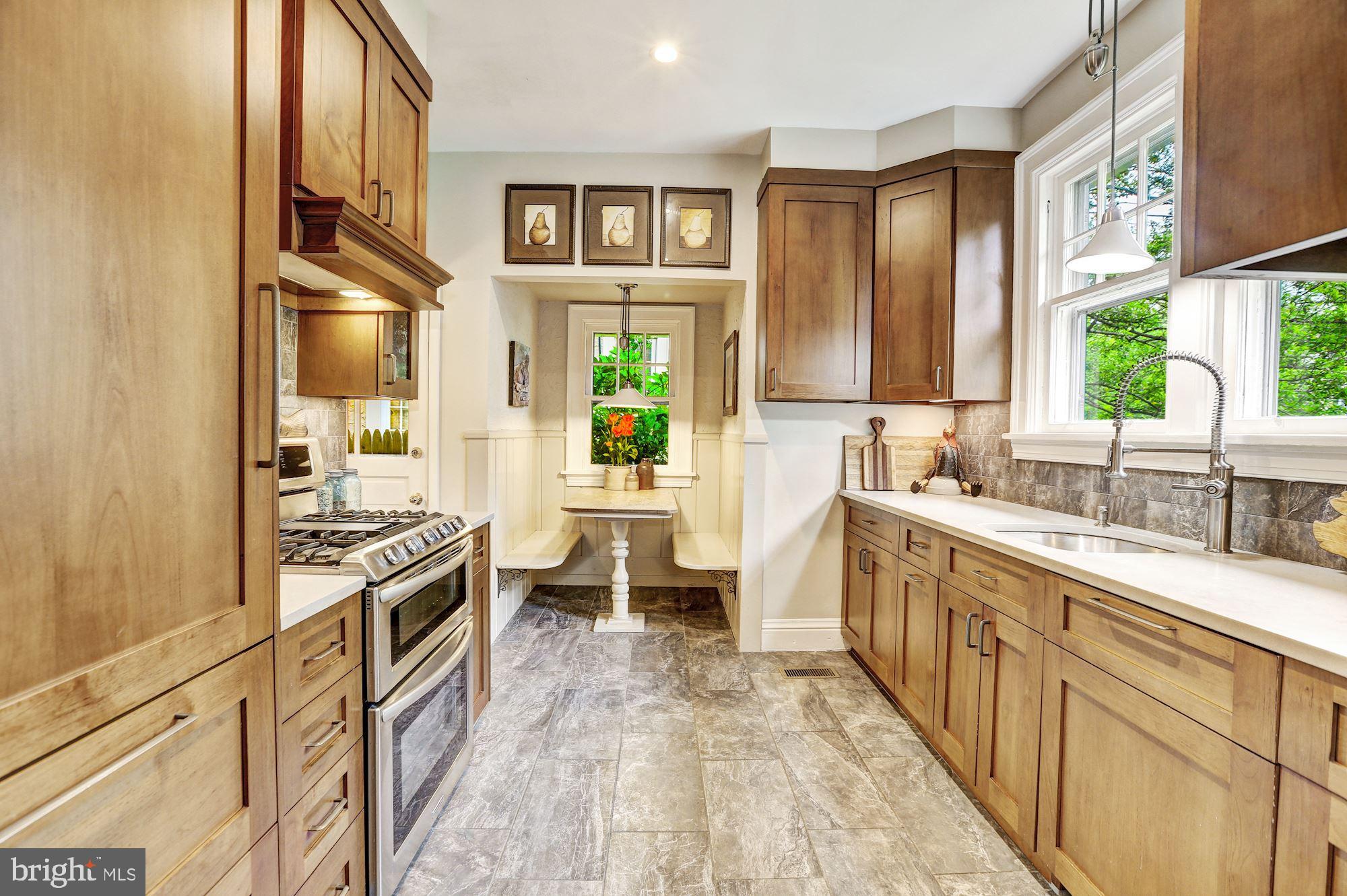 4404 Ridge Street Chevy Chase, MD 20815 - Photo 10 of 35 Gourmet Eat-in Kitchen