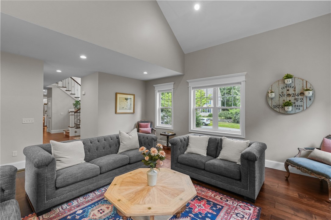 1004 Great Road Lincoln, RI 02865 - Photo 13 of 49