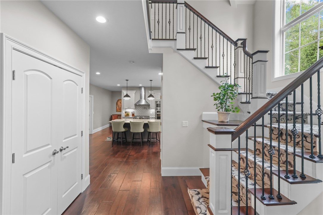 1004 Great Road Lincoln, RI 02865 - Photo 15 of 49