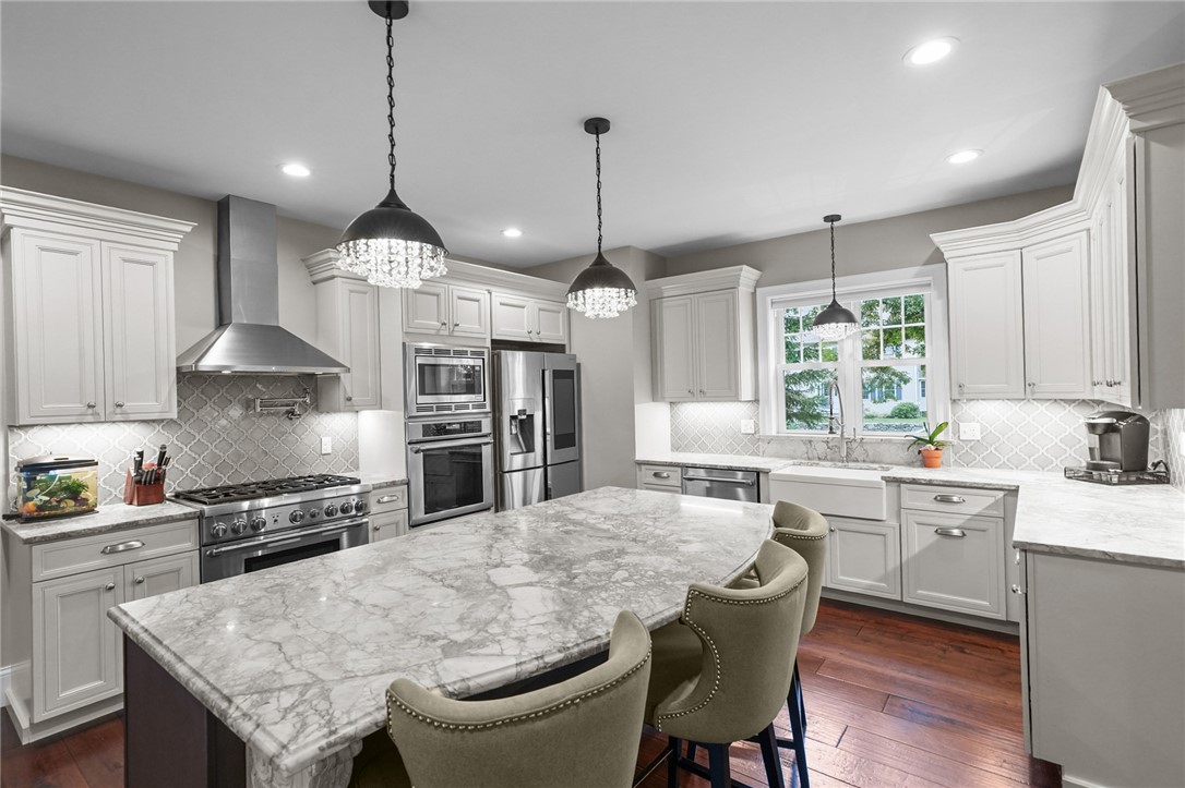 1004 Great Road Lincoln, RI 02865 - Photo 3 of 49