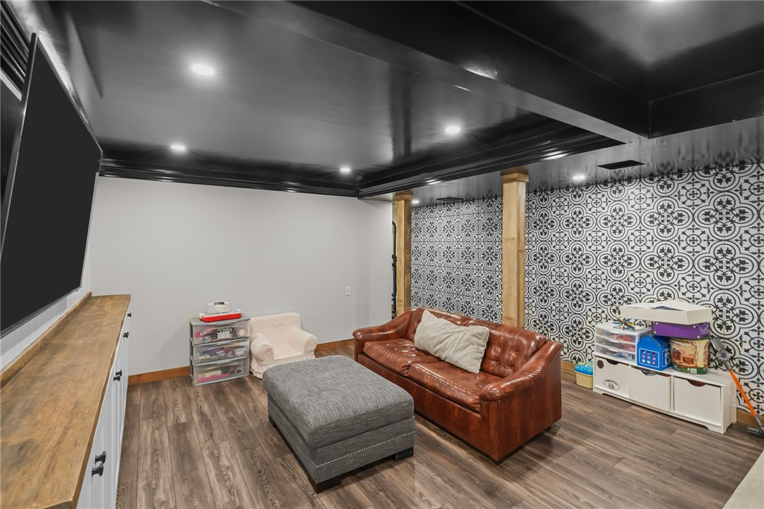 1004 Great Road Lincoln, RI 02865 - Photo 34 of 49