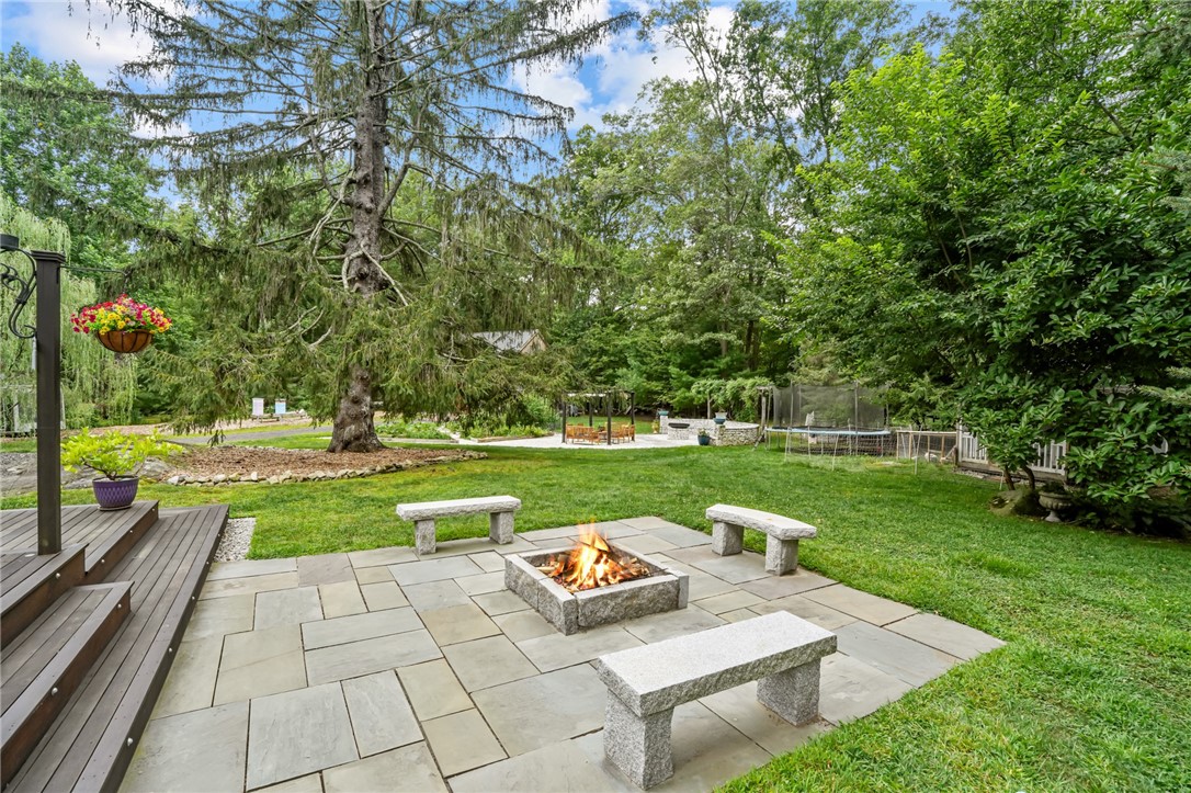 1004 Great Road Lincoln, RI 02865 - Photo 38 of 49