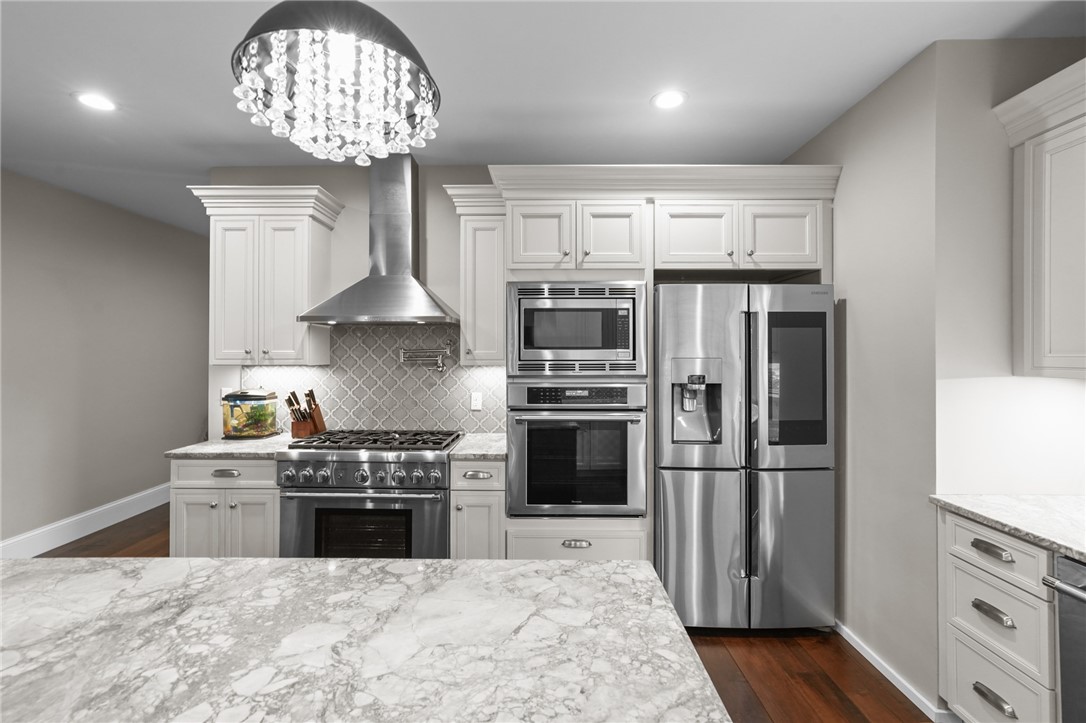 1004 Great Road Lincoln, RI 02865 - Photo 5 of 49