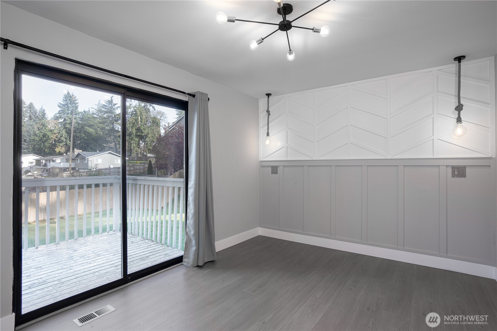 625 173rd Street South Spanaway, WA 98387 - Photo 15 of 35 an empty room with windows