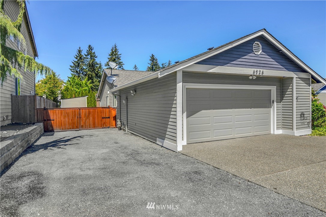 4924 Southeast 2nd Place Renton, WA 98059 - Photo 29 of 39