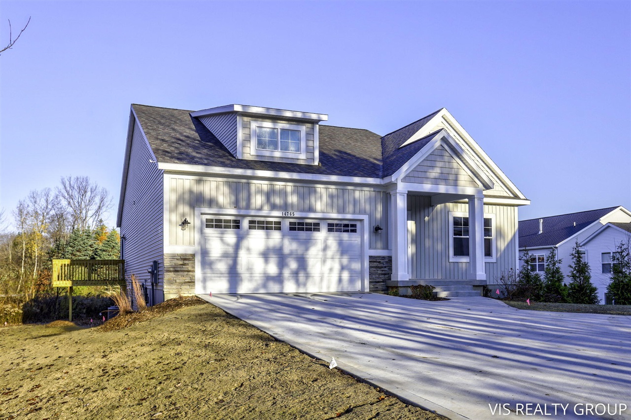 14765 Edenbridge St Spring Lake, Unit AC70 Spring Lake, MI 49456 - Photo 2 of 37