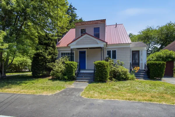$309,999 | 25 Roger Street, Lewiston, ME 04240