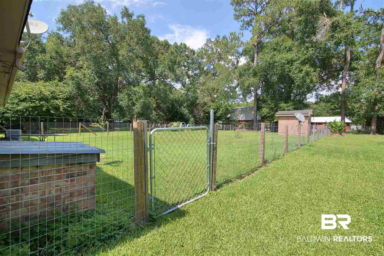 7450 Oak Drive Foley, AL 36535 - Photo 27 of 31 Fenced In Yard