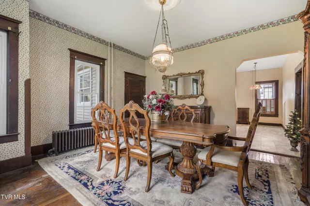 $256,000 | 118 West 1st Street South, Big Stone Gap, VA 24219