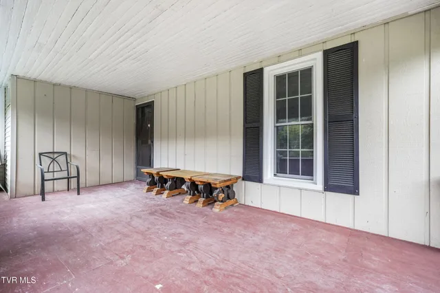 $256,000 | 118 West 1st Street South, Big Stone Gap, VA 24219