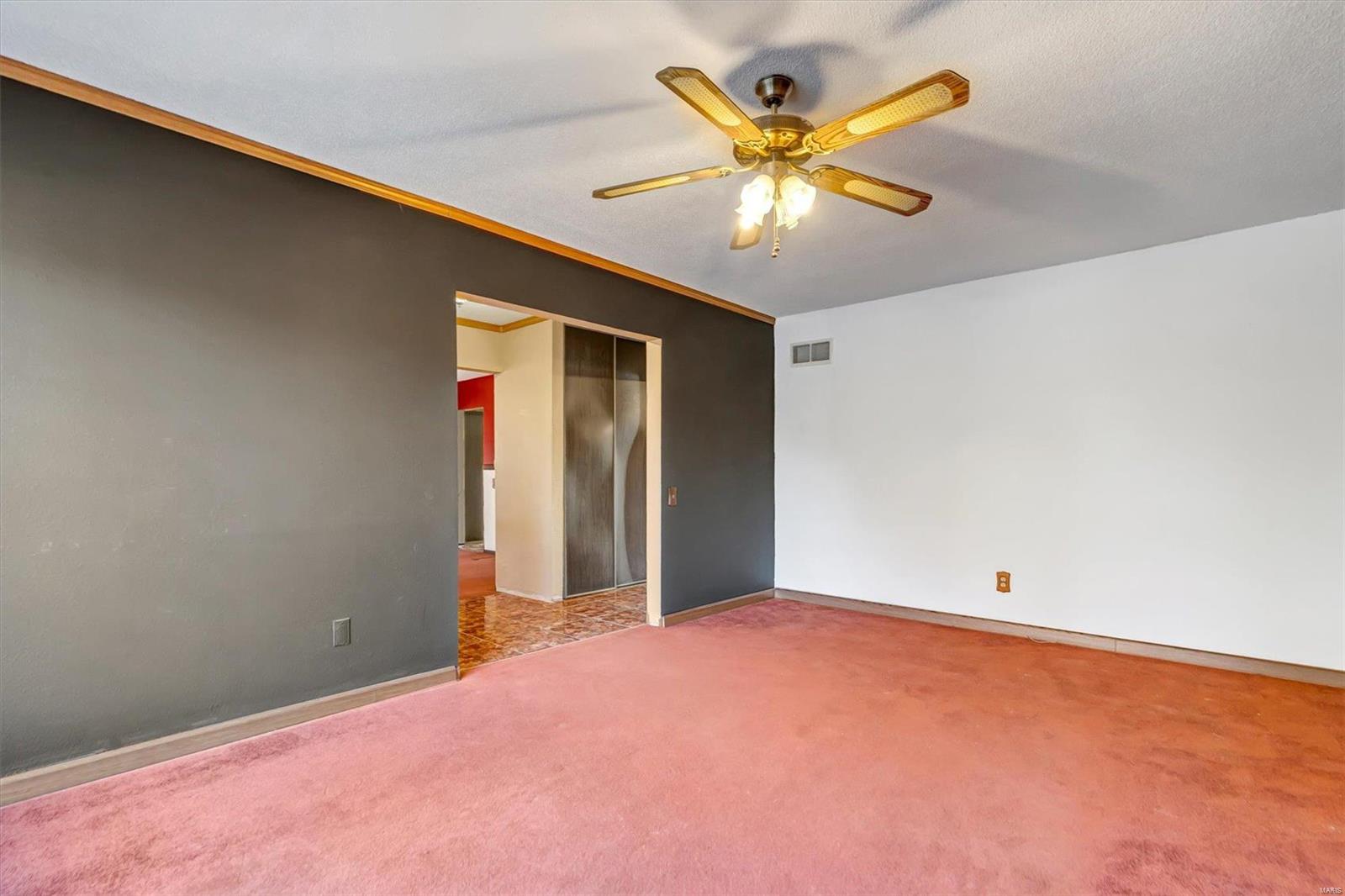 1175 Crested View Drive St. Louis, MO 63146 - Photo 17 of 31