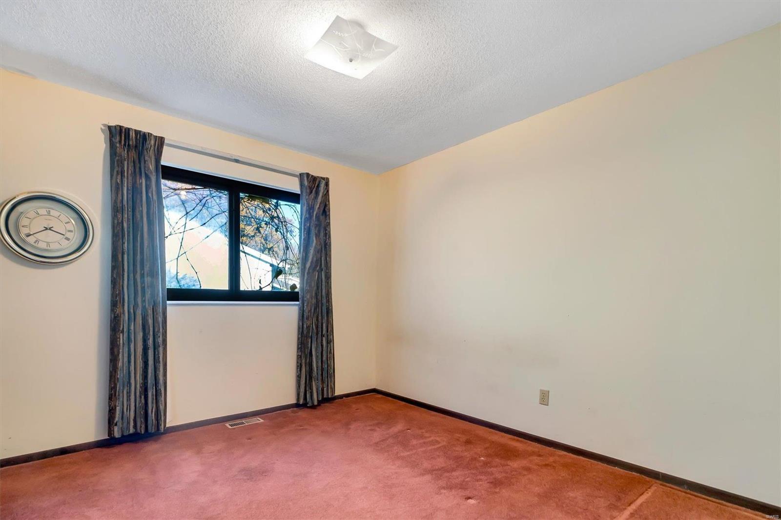 1175 Crested View Drive St. Louis, MO 63146 - Photo 21 of 31