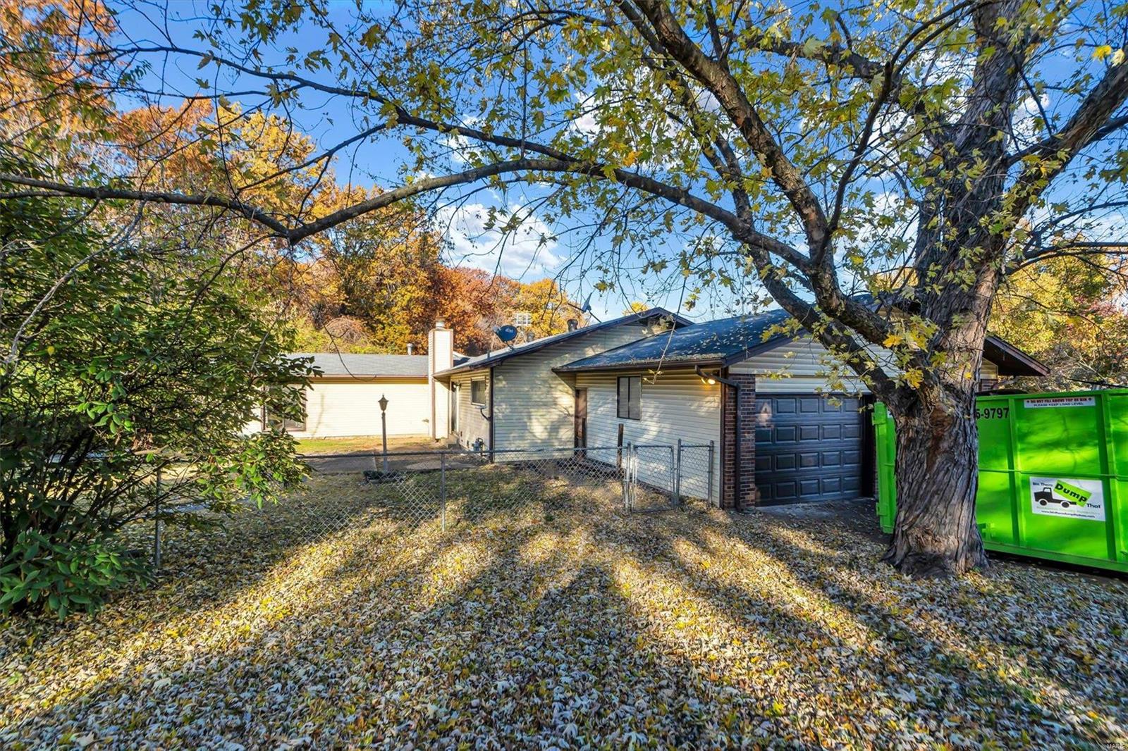1175 Crested View Drive St. Louis, MO 63146 - Photo 5 of 31