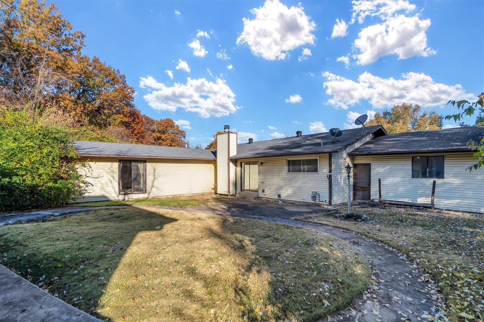 1175 Crested View Drive St. Louis, MO 63146 - Photo 8 of 31