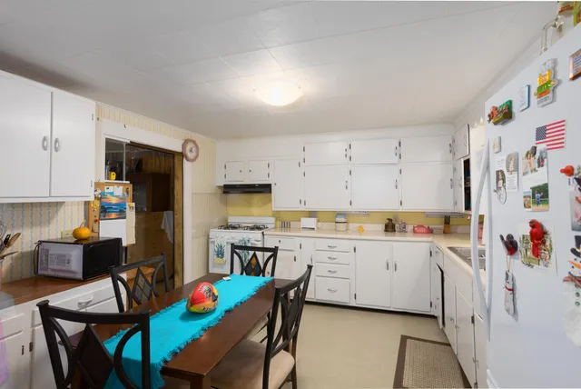 $179,900 | 311 West Allen Street, Kentland, IN 47951