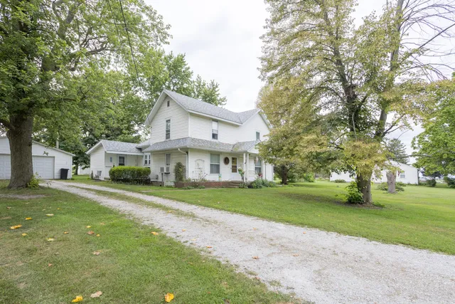 $179,900 | 311 West Allen Street, Kentland, IN 47951