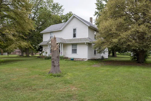 $179,900 | 311 West Allen Street, Kentland, IN 47951