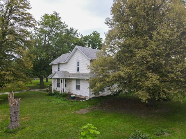 $179,900 | 311 West Allen Street, Kentland, IN 47951