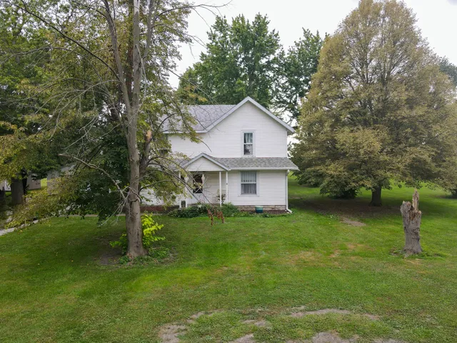 $179,900 | 311 West Allen Street, Kentland, IN 47951