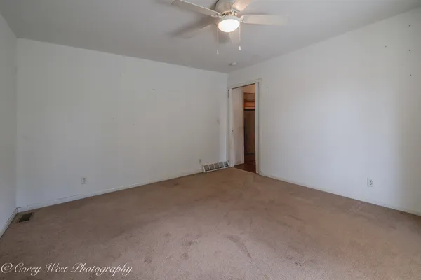 $233,000 | 916 Albert Avenue, Sycamore, IL 60178