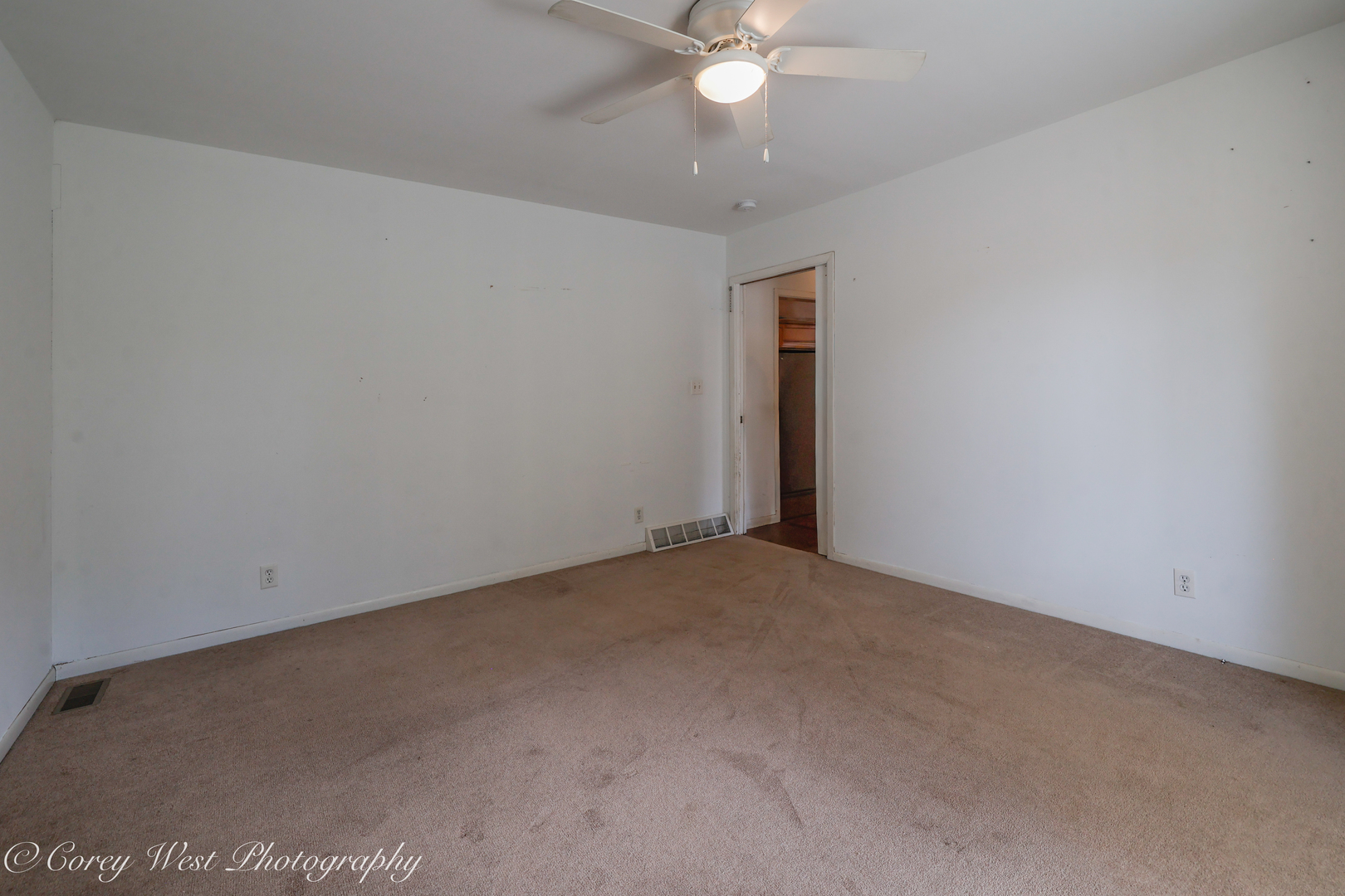916 Albert Avenue Sycamore, IL 60178 - Photo 11 of 25