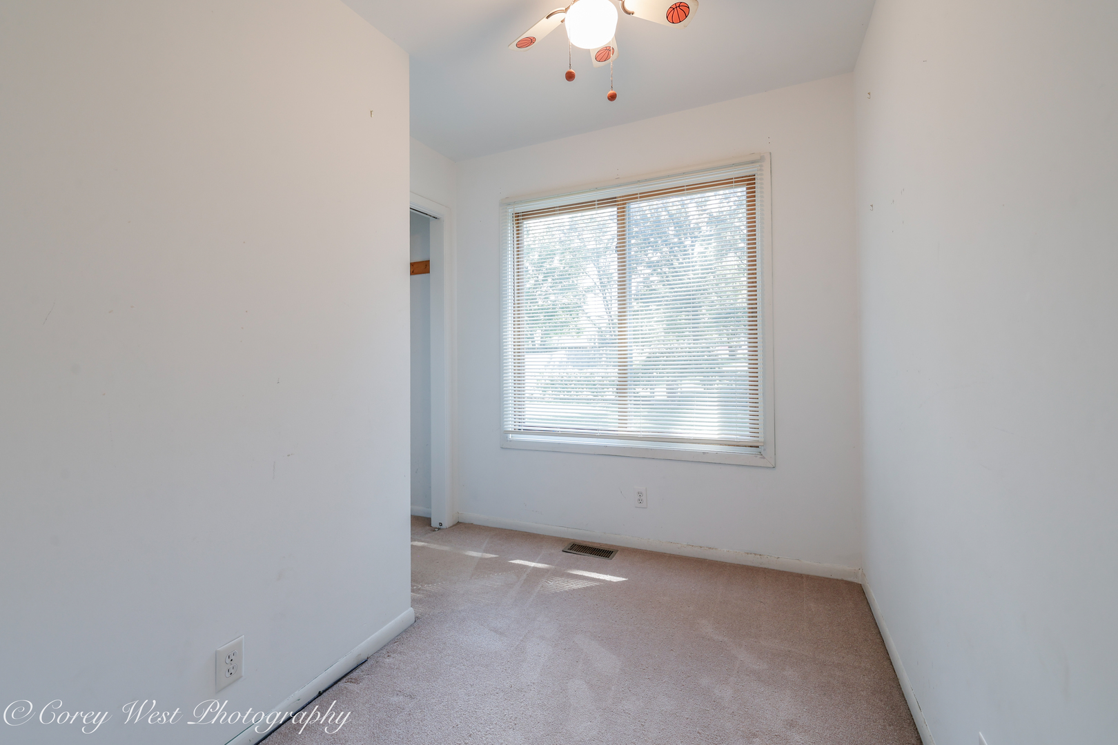 916 Albert Avenue Sycamore, IL 60178 - Photo 12 of 25