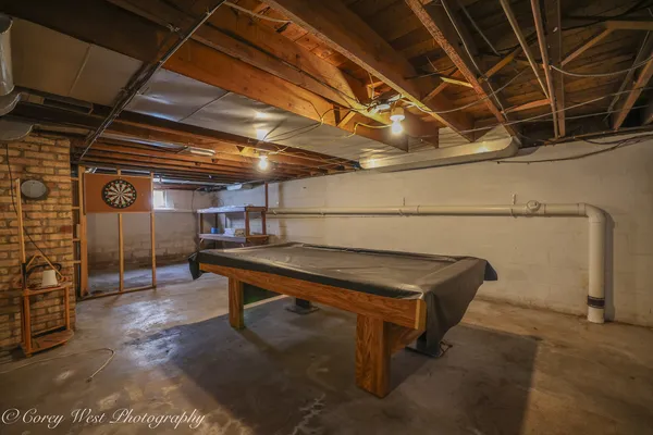 $233,000 | 916 Albert Avenue, Sycamore, IL 60178