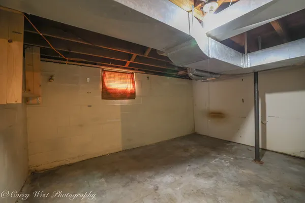 $233,000 | 916 Albert Avenue, Sycamore, IL 60178