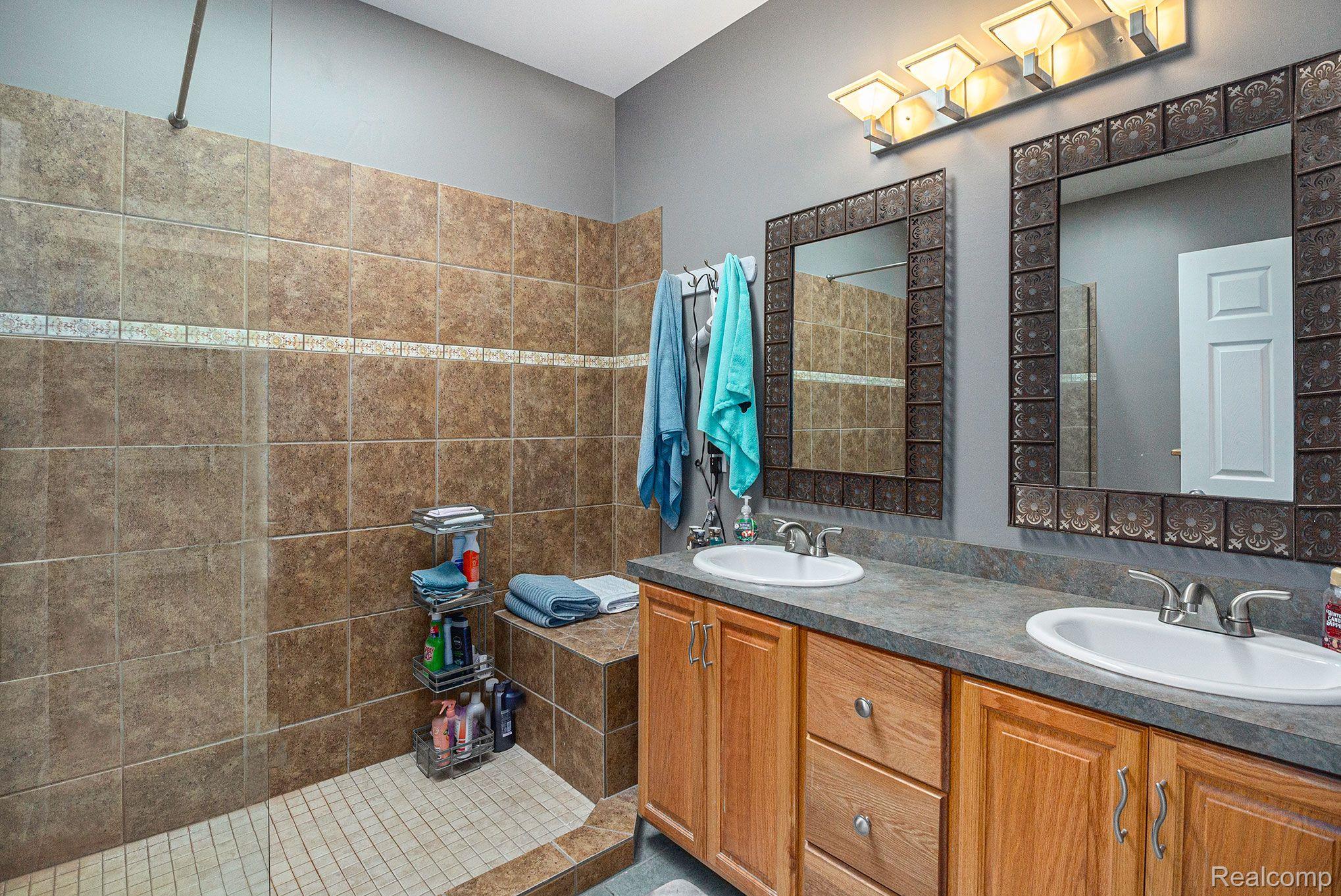 11752 Britton Road Byron, MI 48418 - Photo 9 of 21 Gallery Image 9
