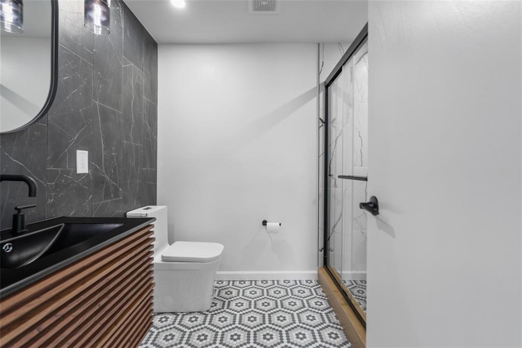 4736 Doyle Road Pittsburgh, PA 15227 - Photo 25 of 45 Gallery Image 25