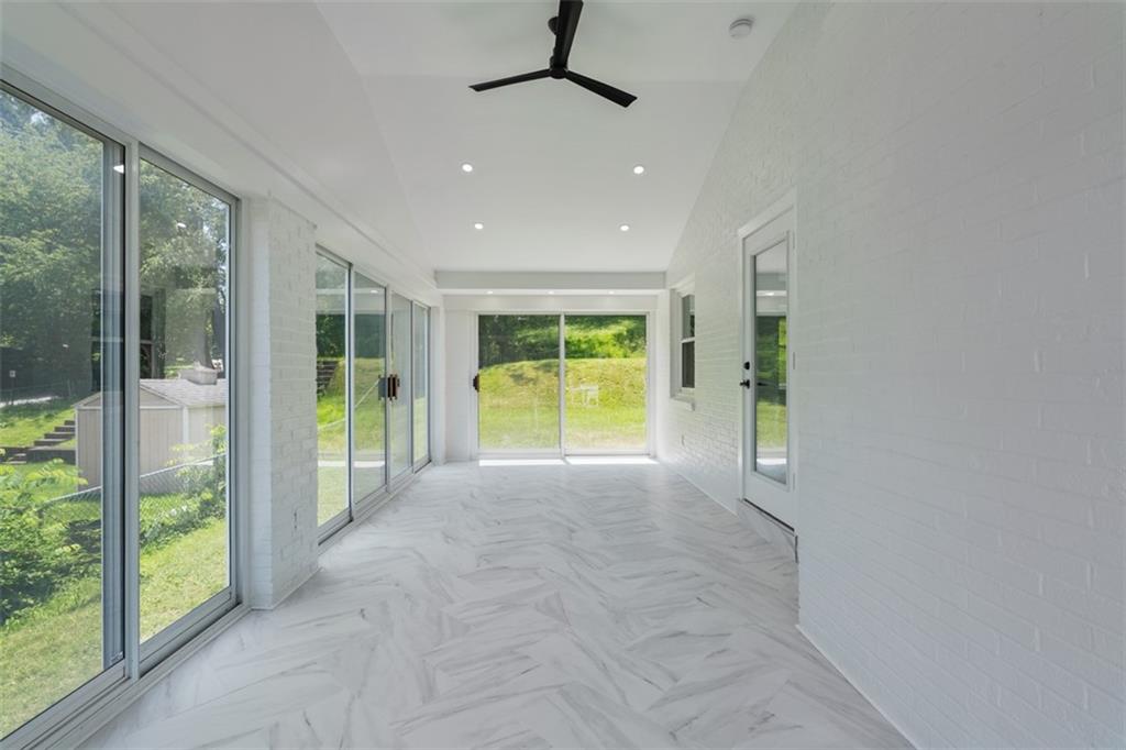 4736 Doyle Road Pittsburgh, PA 15227 - Photo 10 of 45 Gallery Image 10
