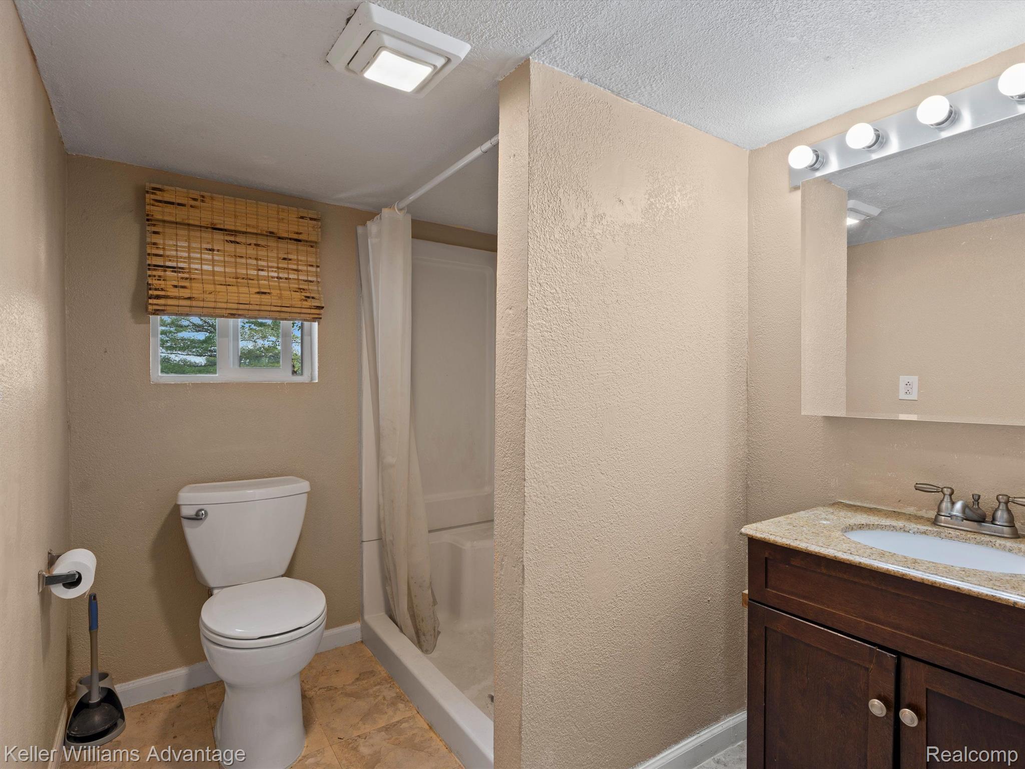 2378 Post Road Newport, MI 48166 - Photo 15 of 23 Gallery Image 15