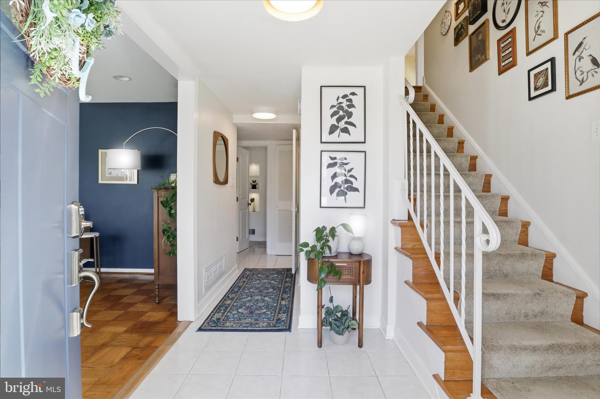 6436 Burwell Street Springfield, VA 22150 - Photo 4 of 45