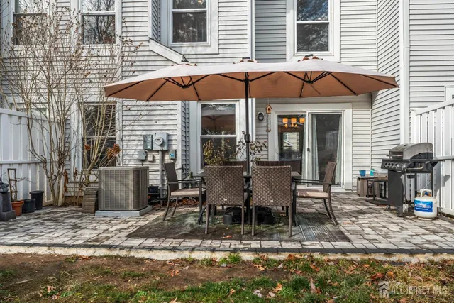 $585,000 | 78 Wooten Court, East Brunswick, NJ 08816