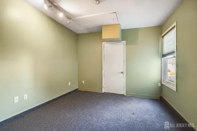 $585,000 | 78 Wooten Court, East Brunswick, NJ 08816