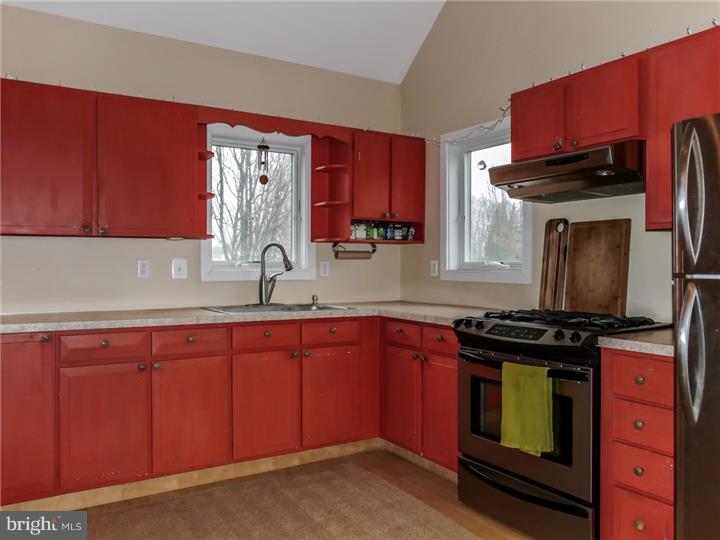 5684 Stump Road Pipersville, PA 18947 - Photo 19 of 25 Gallery Image 19