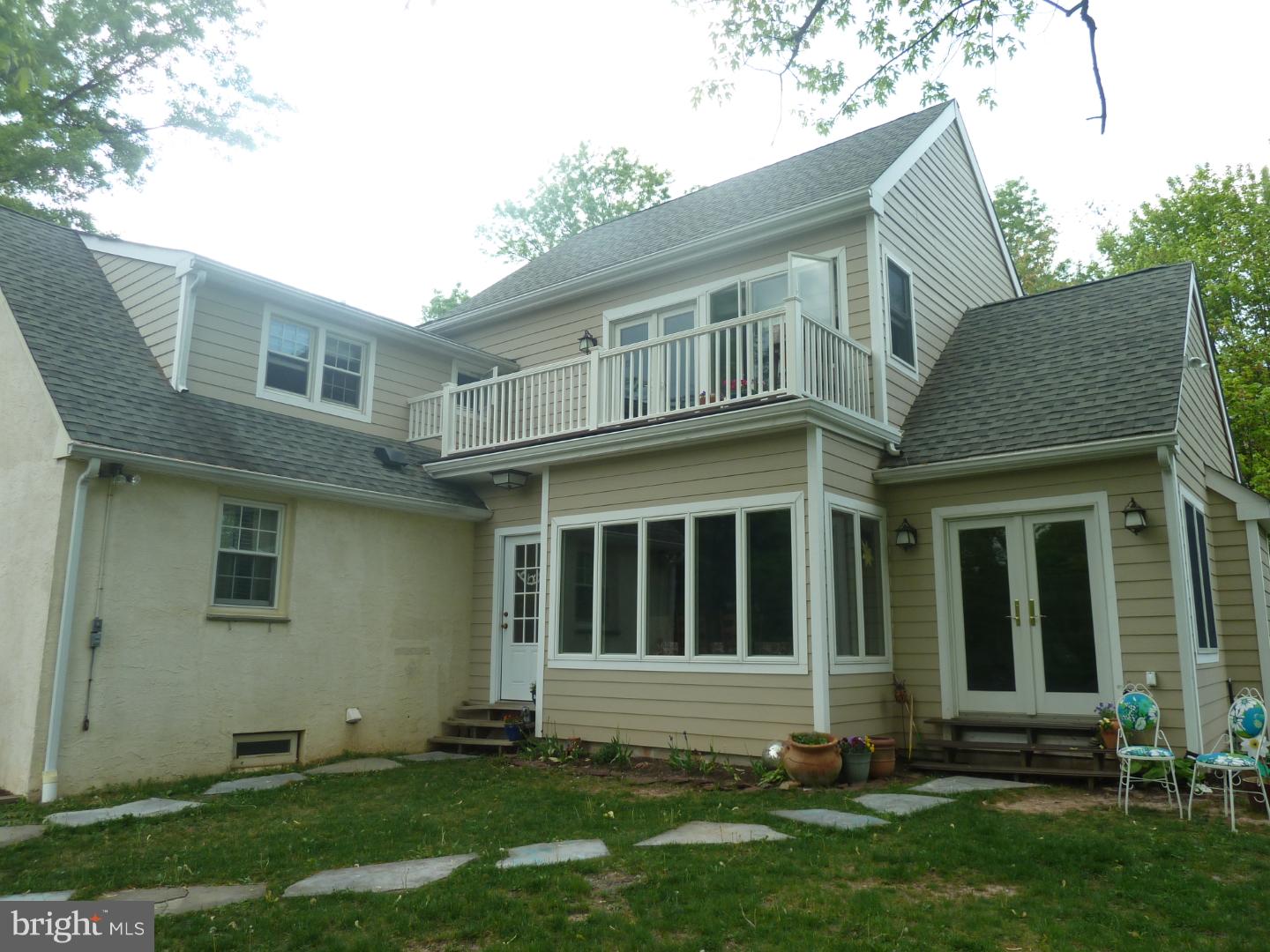 5684 Stump Road Pipersville, PA 18947 - Photo 3 of 25 Gallery Image 3