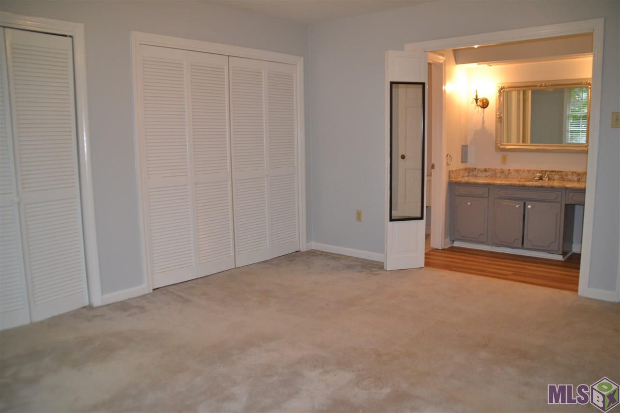 4900 Claycut Road, Unit 6 Baton Rouge, LA 70806 - Photo 4 of 10 MasterBR and BA